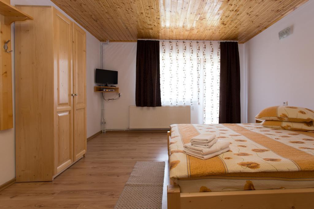 Cabana Ama Hotel Tău Bistra Eksteriør billede
